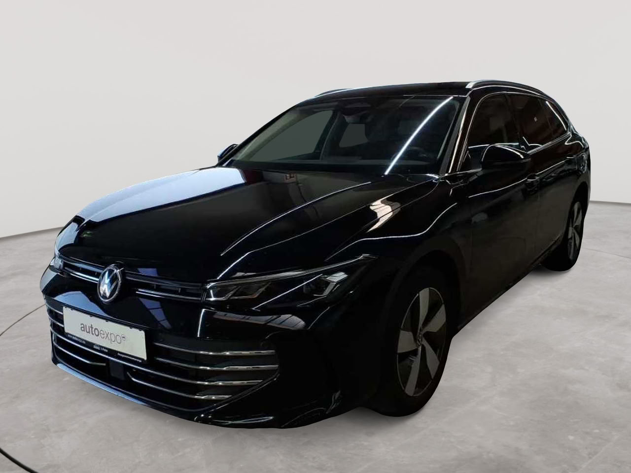Volkswagen Passat Variant 1.5 e-TSI OPF DSG Business 2