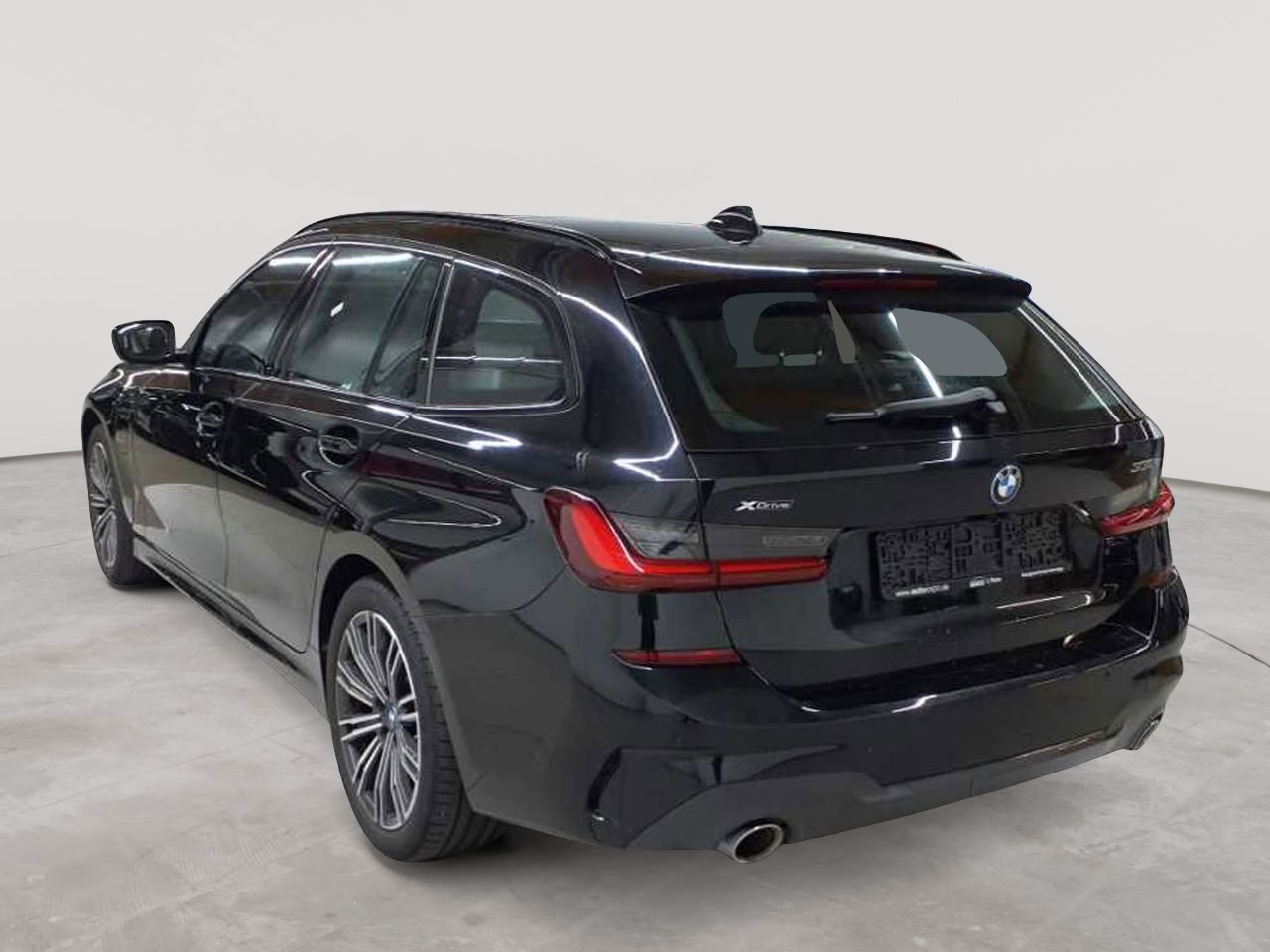 BMW 330e Touring xDrive Aut. M Sport 5