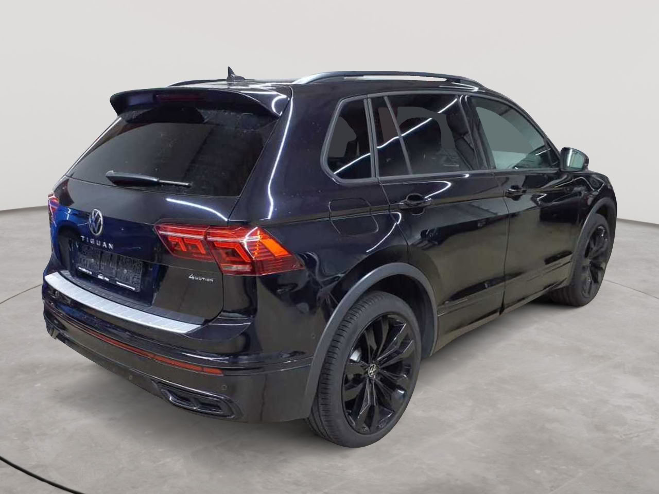 Volkswagen Tiguan 2.0 TDI SCR 4MOTION DSG R-Line 4