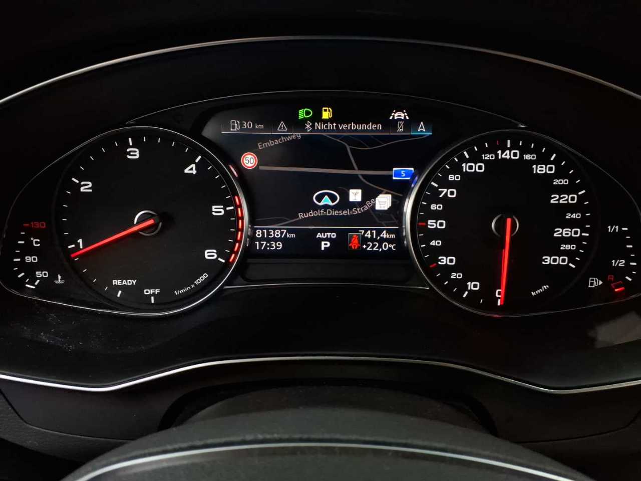 Audi A6 Avant 40 TDI S tronic 11