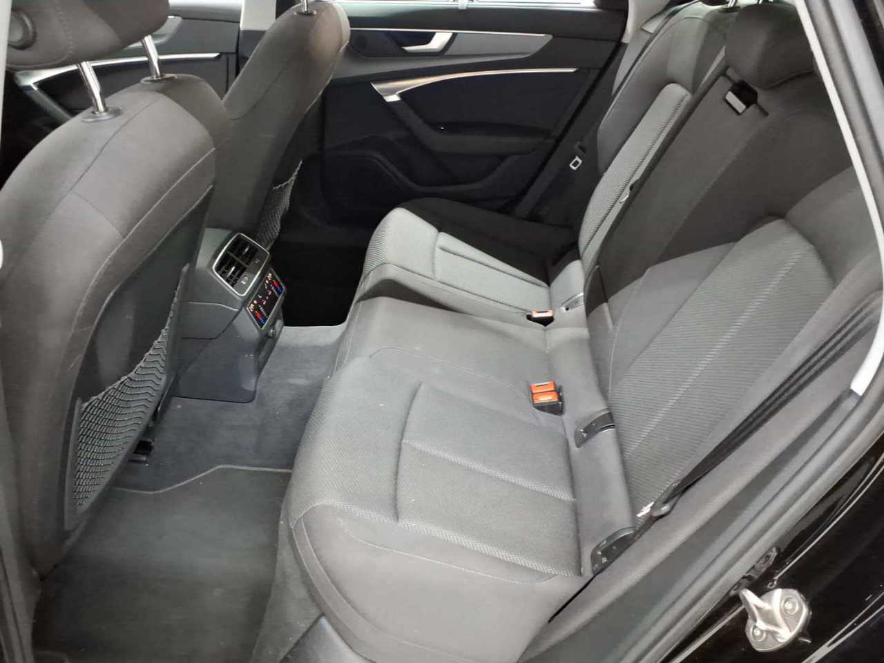 Audi A6 Avant 40 TDI S tronic 13