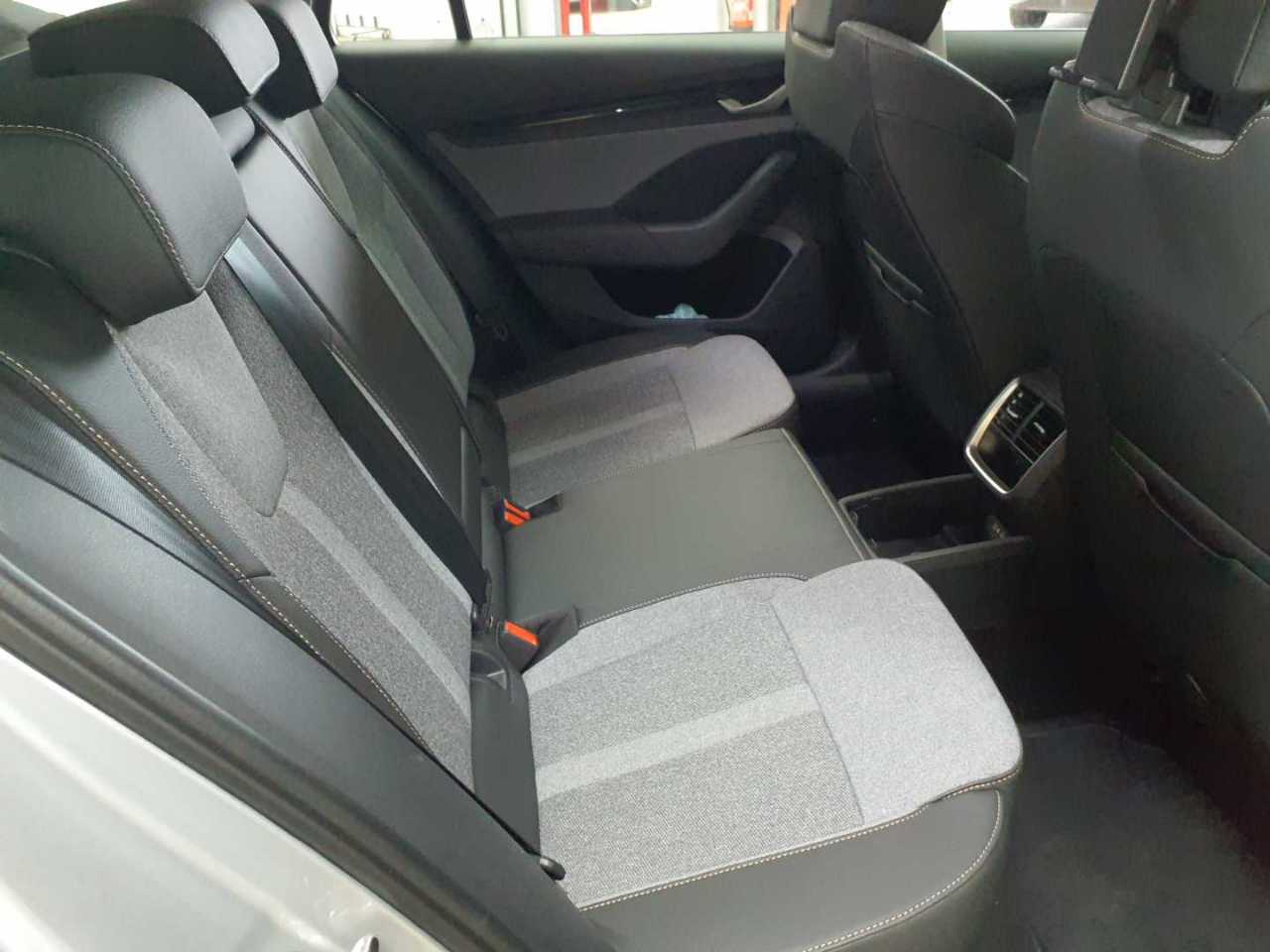 Skoda Octavia Combi 2.0 TDI DSG Selection 14