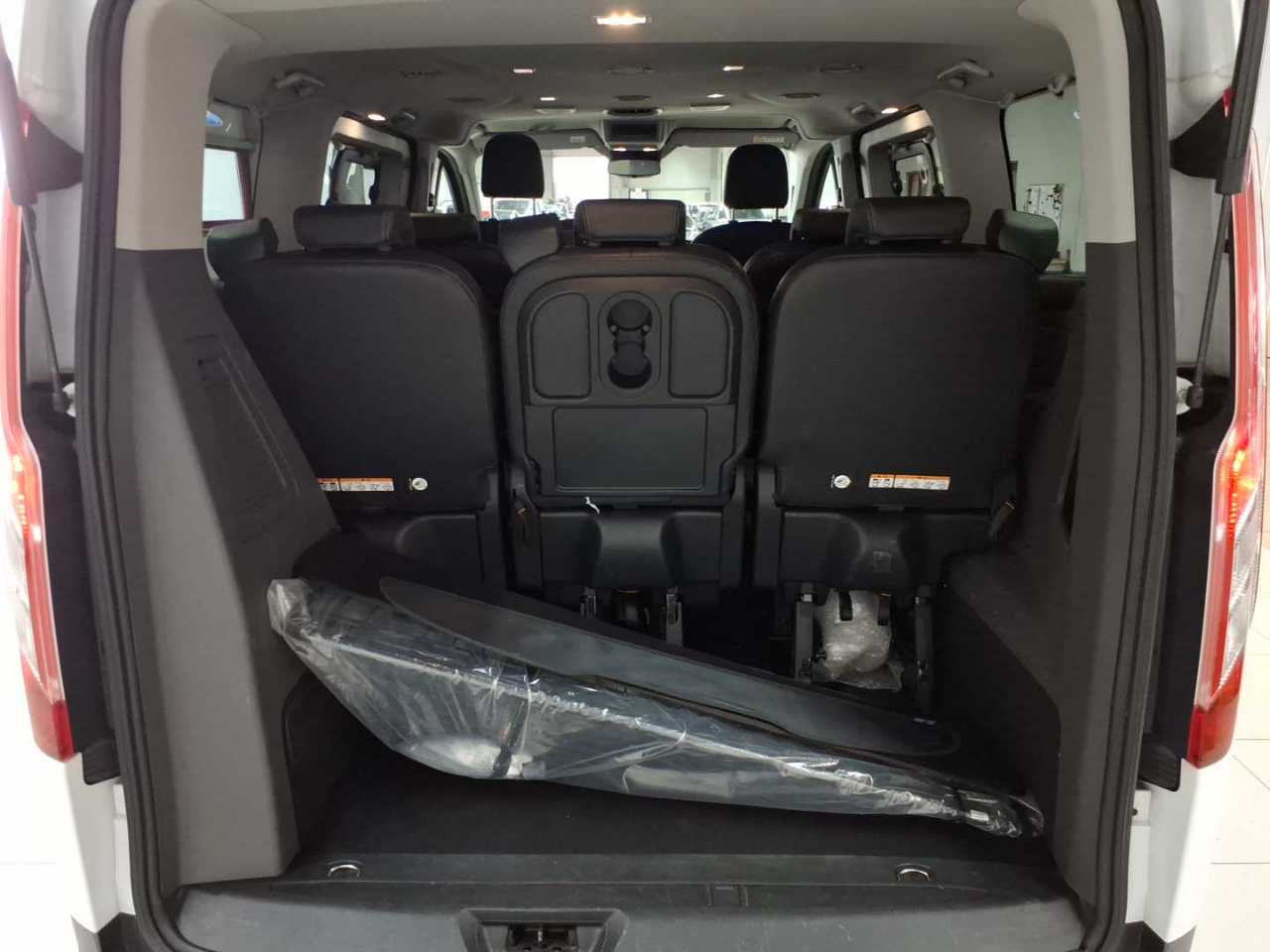 Ford Tourneo Custom 320 L1H1 VA Autm. Active 15