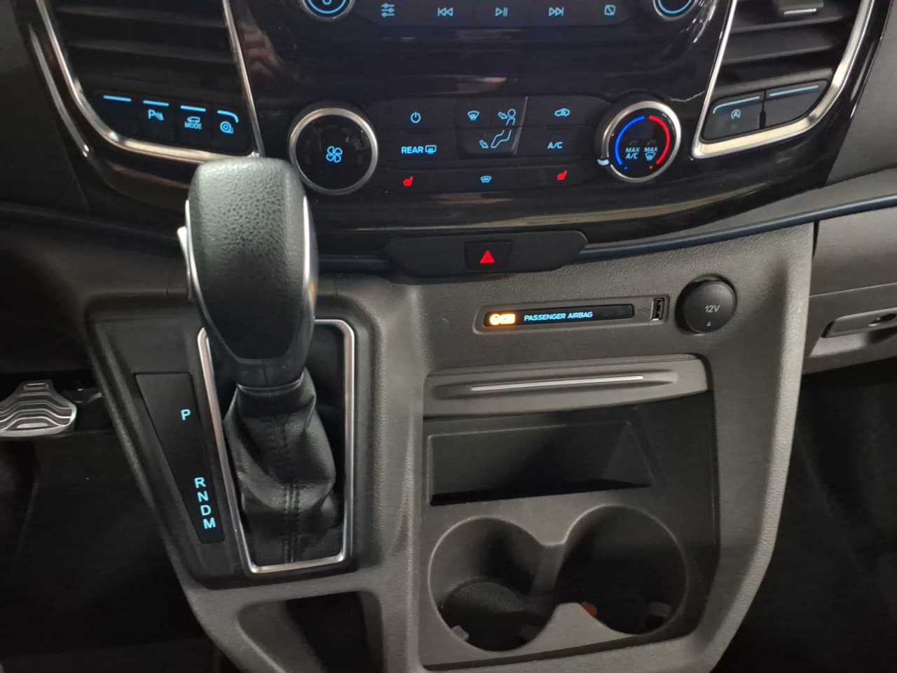Ford Tourneo Custom 320 L1H1 VA Autm. Active 10