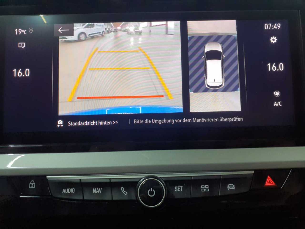 Opel Grandland 1.5 D Automatik Elegance 16