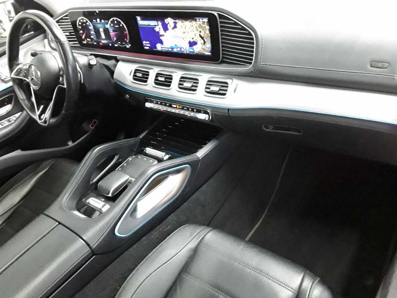 Mercedes-Benz GLE 300 d 4Matic 9G-TRONIC AMG Line Advanced Plus 9