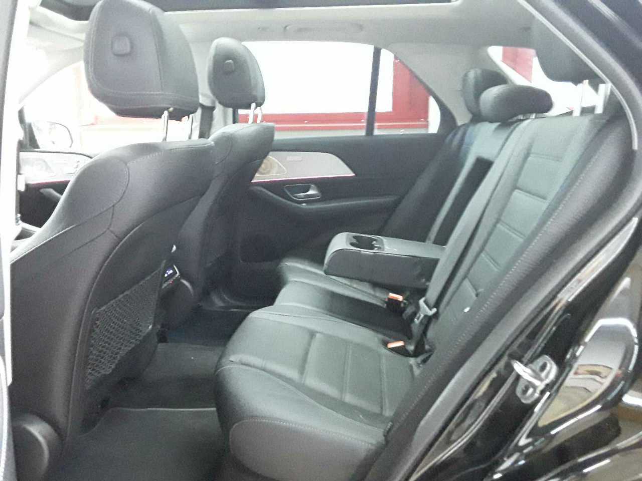 Mercedes-Benz GLE 300 d 4Matic 9G-TRONIC AMG Line Advanced Plus 13