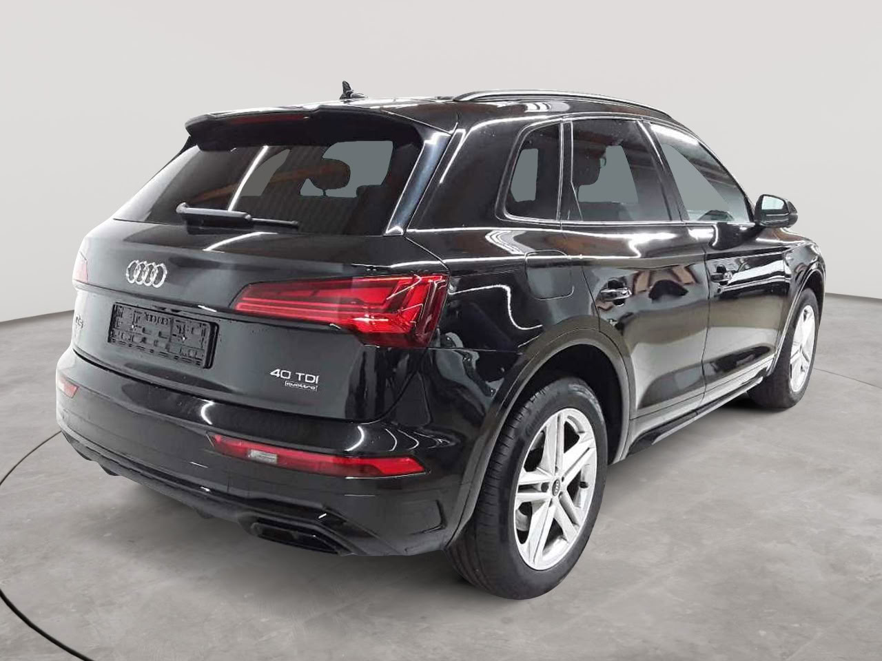 Audi Q5 40 TDI quattro S tronic S line 4