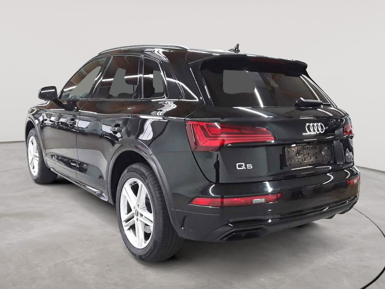 Audi Q5 40 TDI quattro S tronic S line 5