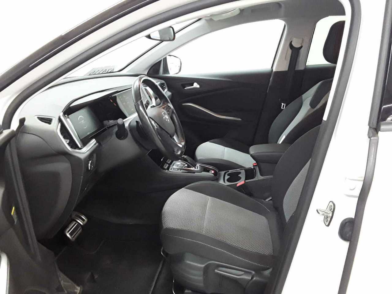 Opel Grandland 1.5 D Automatik GS Line 7
