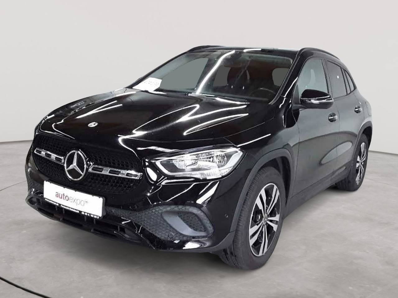 Mercedes-Benz GLA 200 4Matic 8G-DCT Progressive 2