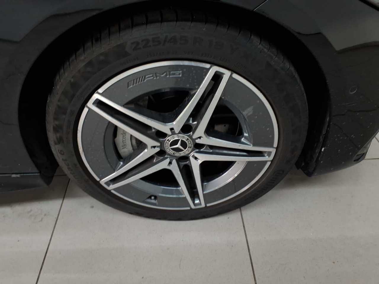 Mercedes-Benz C 300 4Matic T 9G-TRONIC AMG Line 17