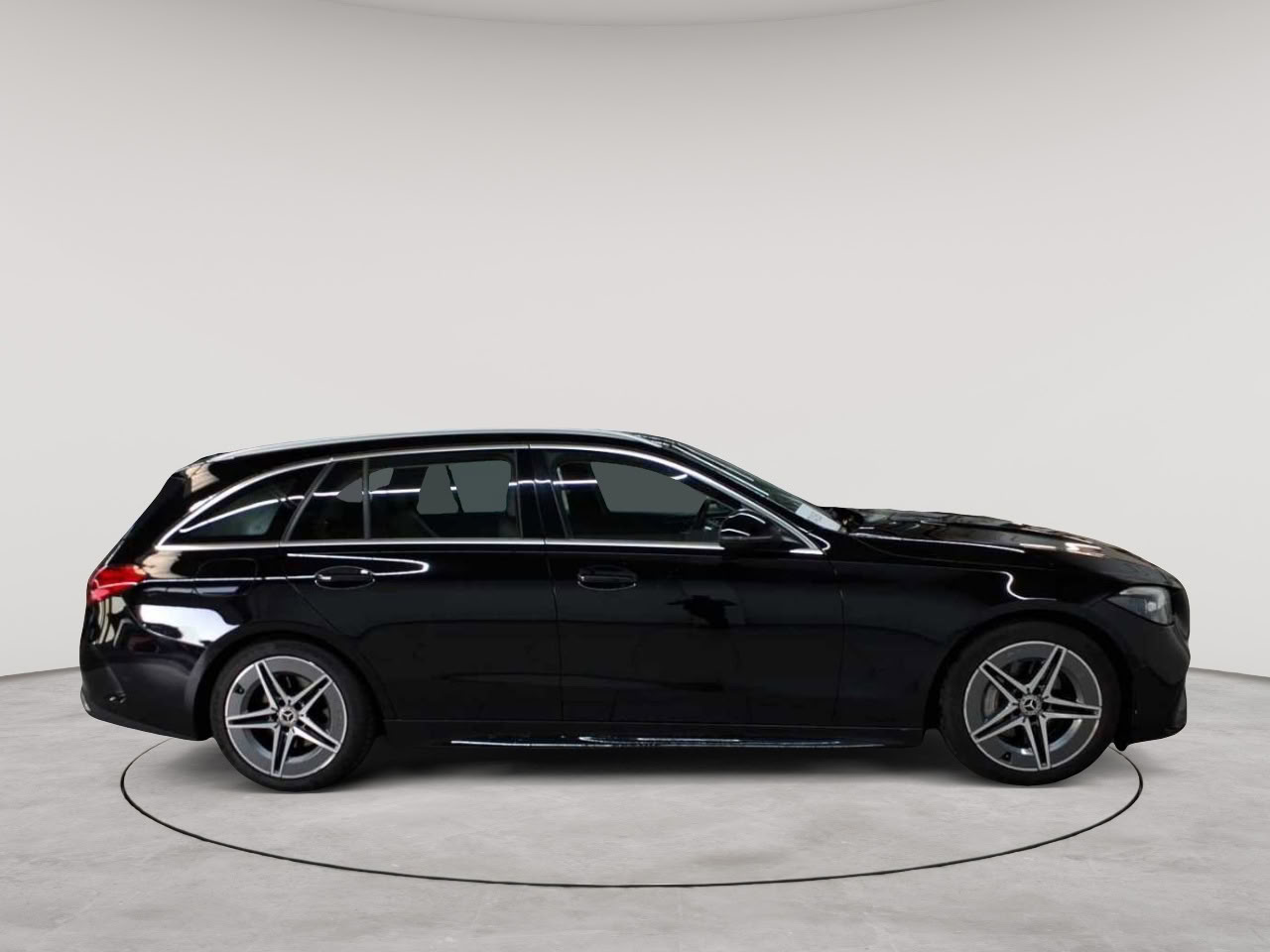 Mercedes-Benz C 300 4Matic T 9G-TRONIC AMG Line 3