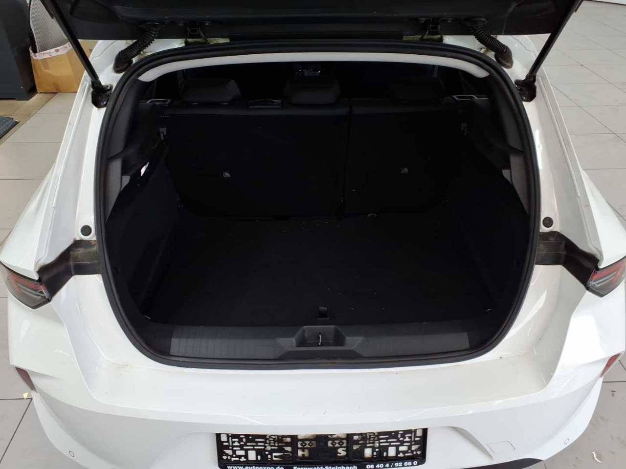 Opel Astra 1.2 Turbo Business Edition 15