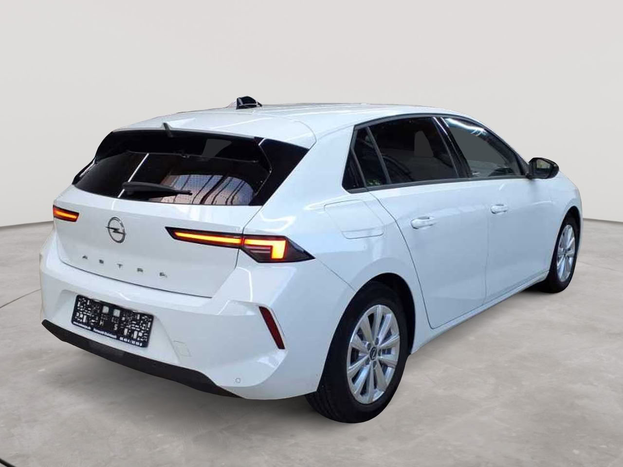 Opel Astra 1.2 Turbo Business Edition 4
