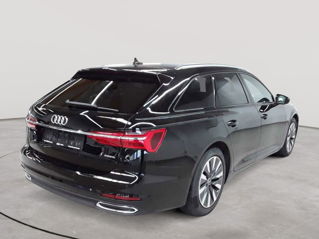 Audi A6 Avant 50 TFSI e quattro S tronic 4