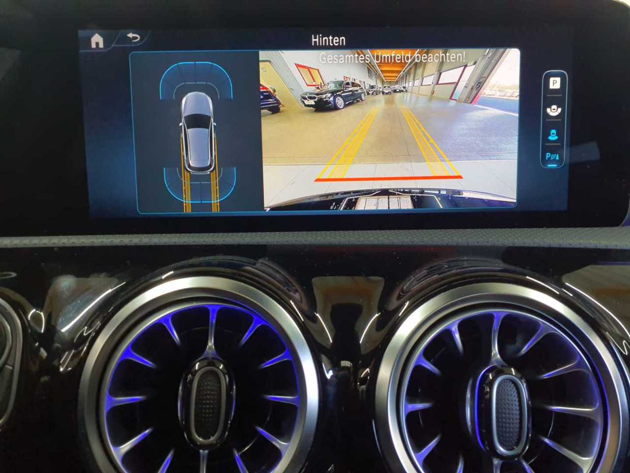 Mercedes-Benz A 200 d 8G-DCT AMG Line Advanced Plus 16