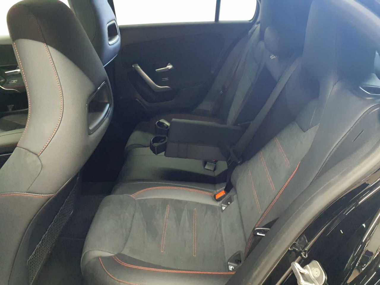 Mercedes-Benz A 200 d 8G-DCT AMG Line Advanced Plus 14
