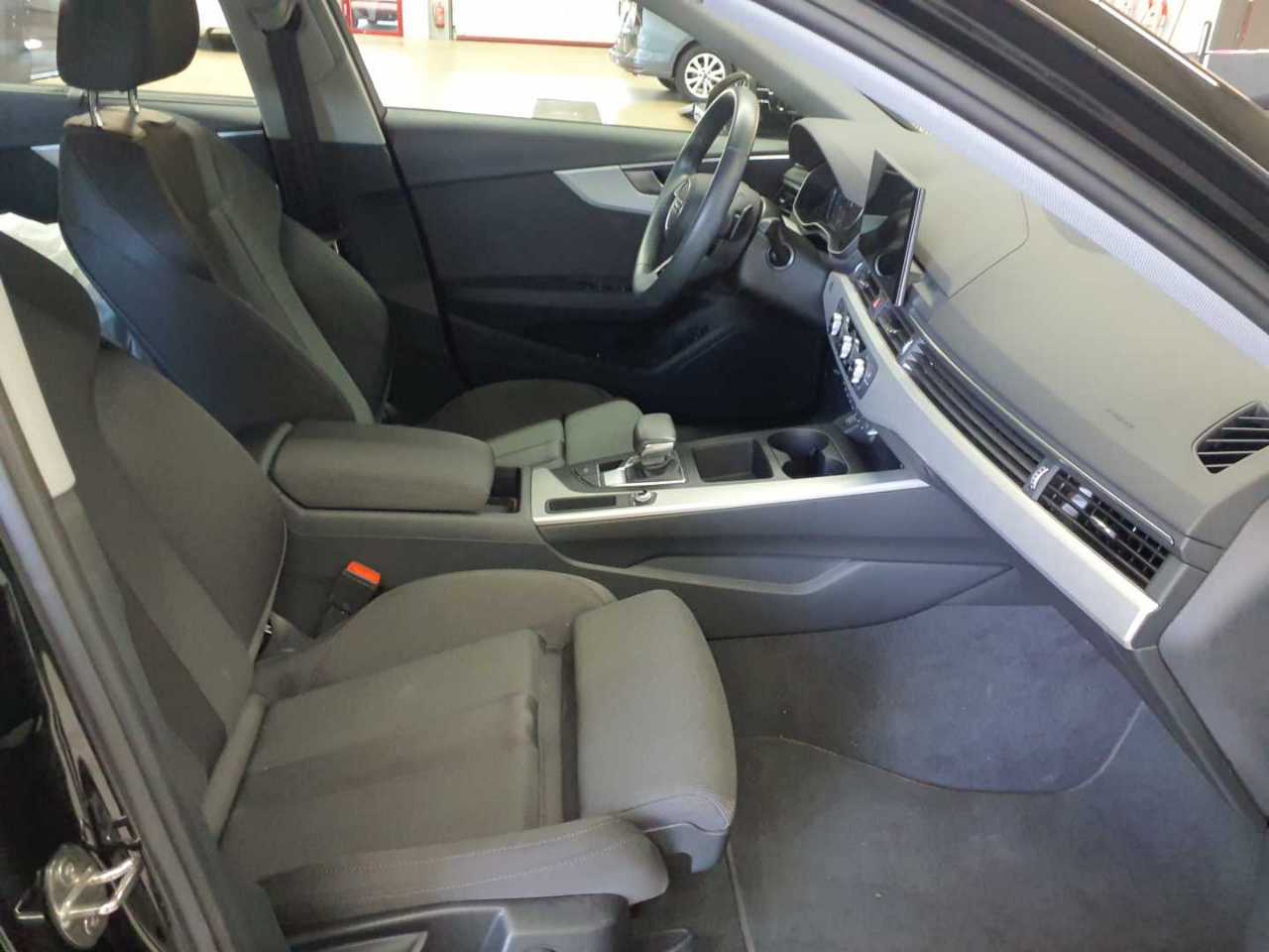 Audi A4 35 TDI S tronic 7