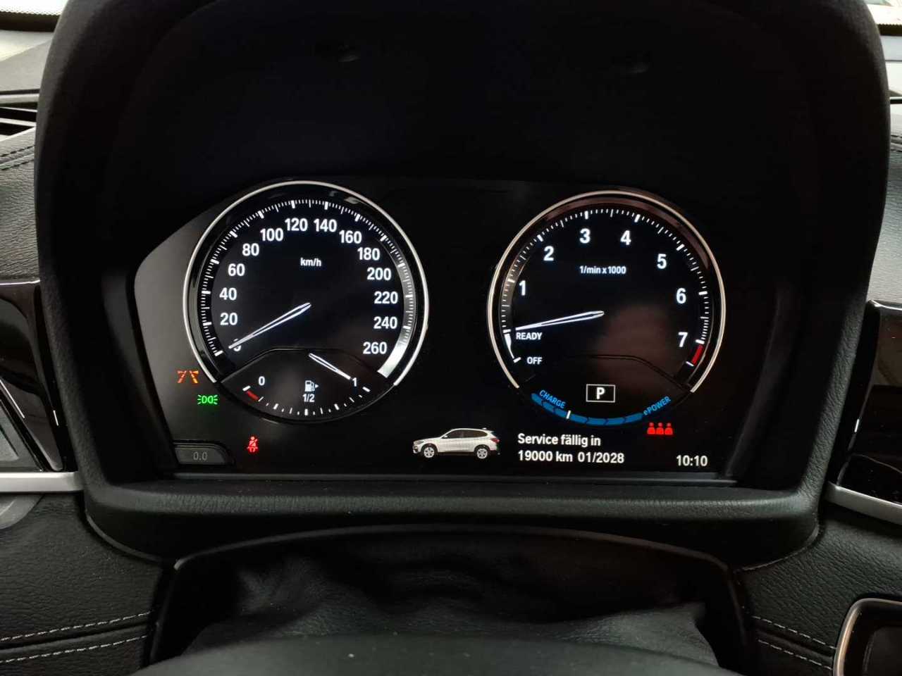 BMW X1 xDrive25e xLine 11