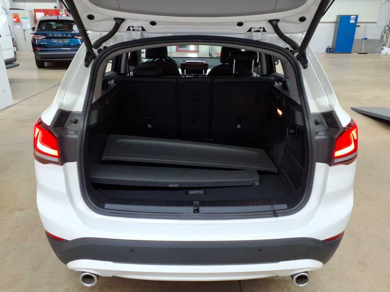 BMW X1 xDrive25e xLine 15
