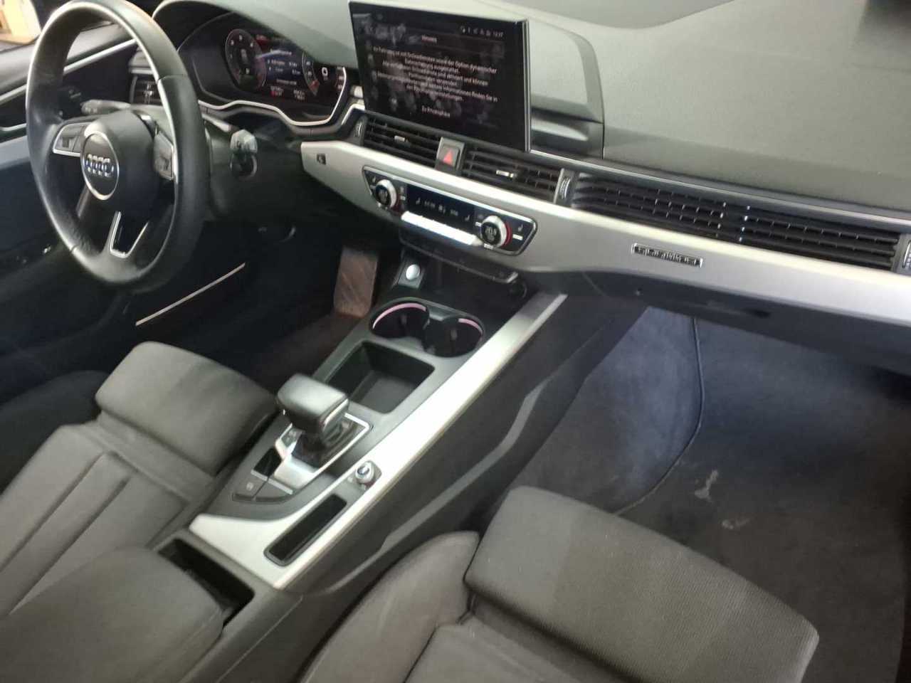 Audi A4 Avant 40 TDI quattro S tronic advanced 9