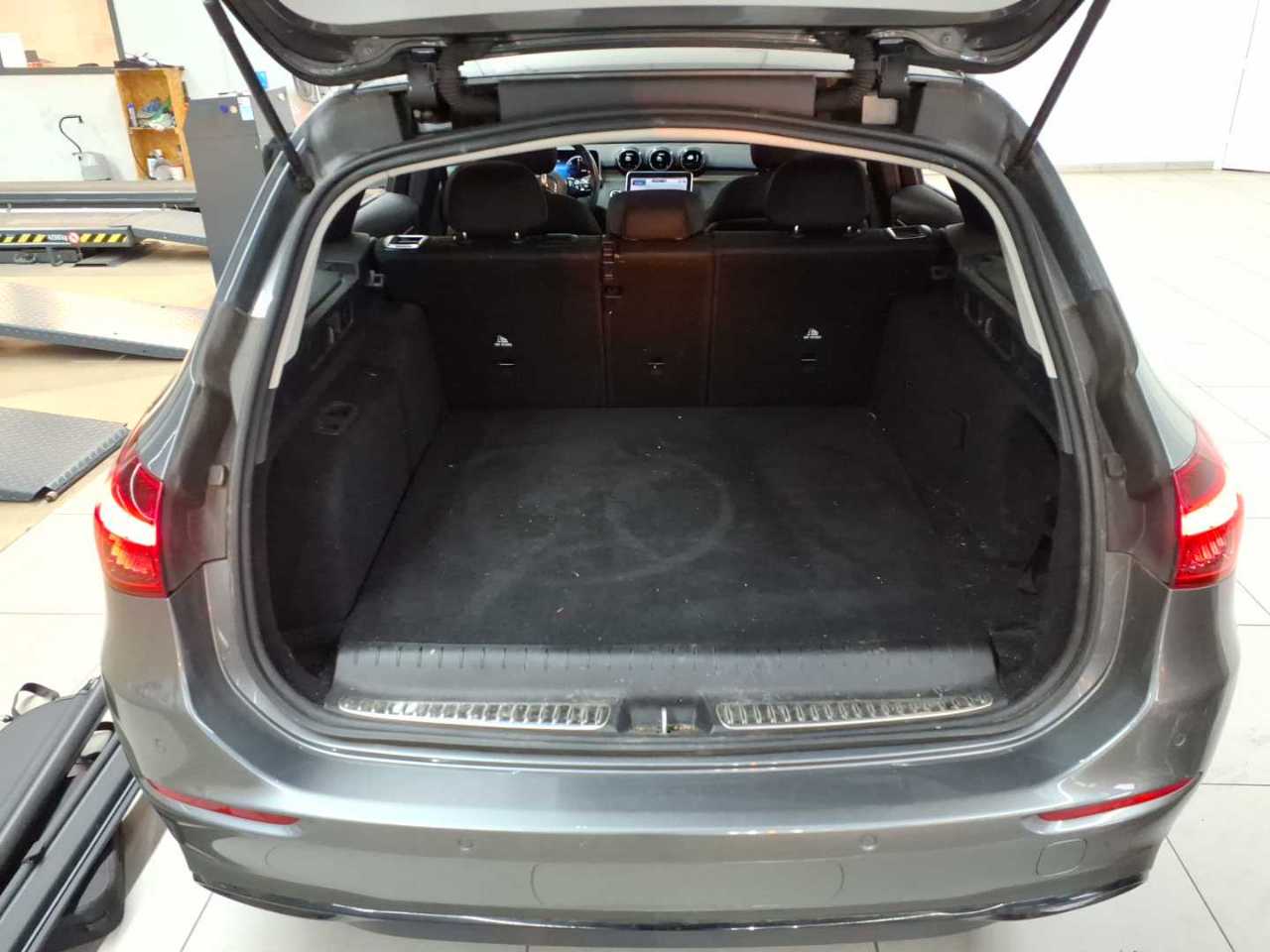 Mercedes-Benz C 300 e T 9G-TRONIC 15