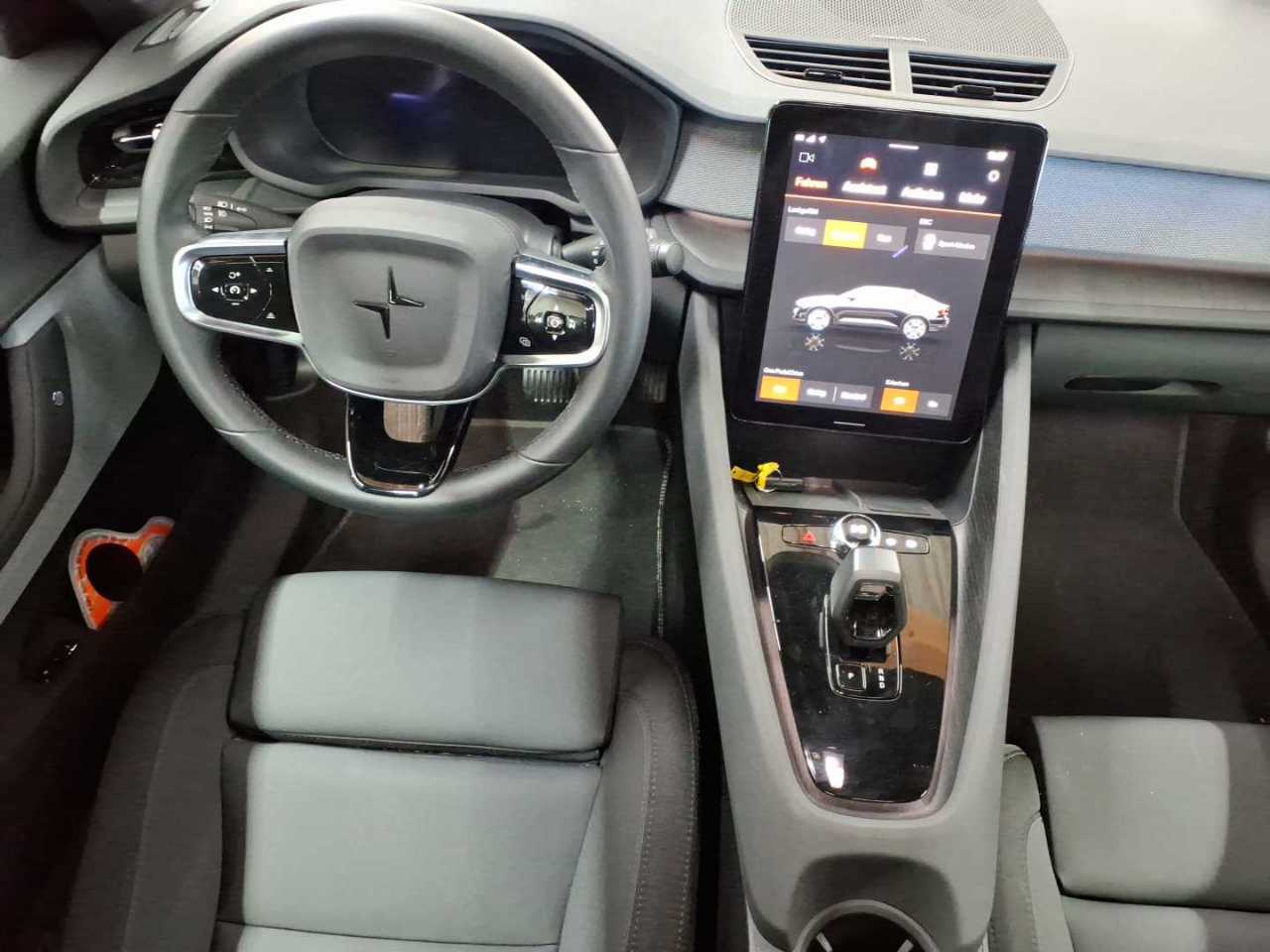 Polestar 2 Single Motor 82kWh Plus 10