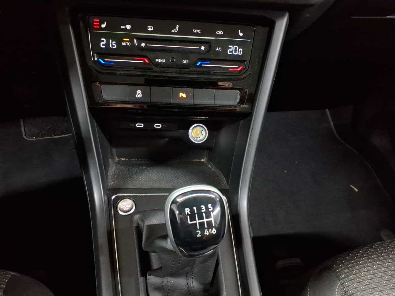 Volkswagen Touran 2.0 TDI SCR Comfortline 10