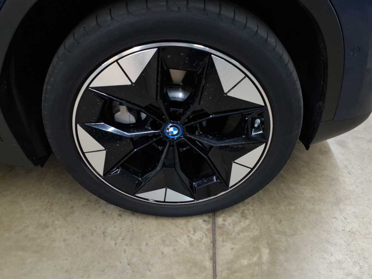 BMW iX3 Impressive 17