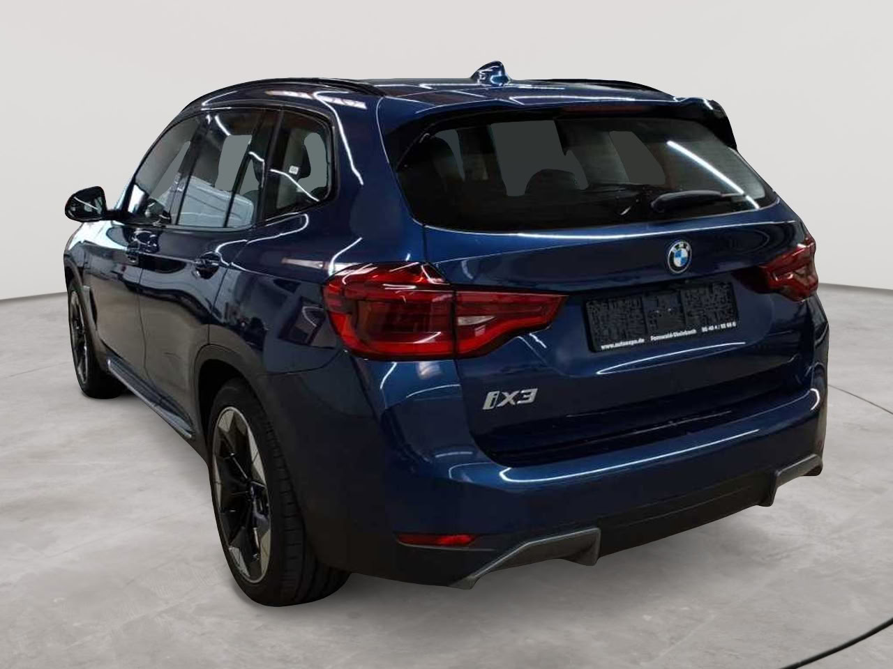 BMW iX3 Impressive 5