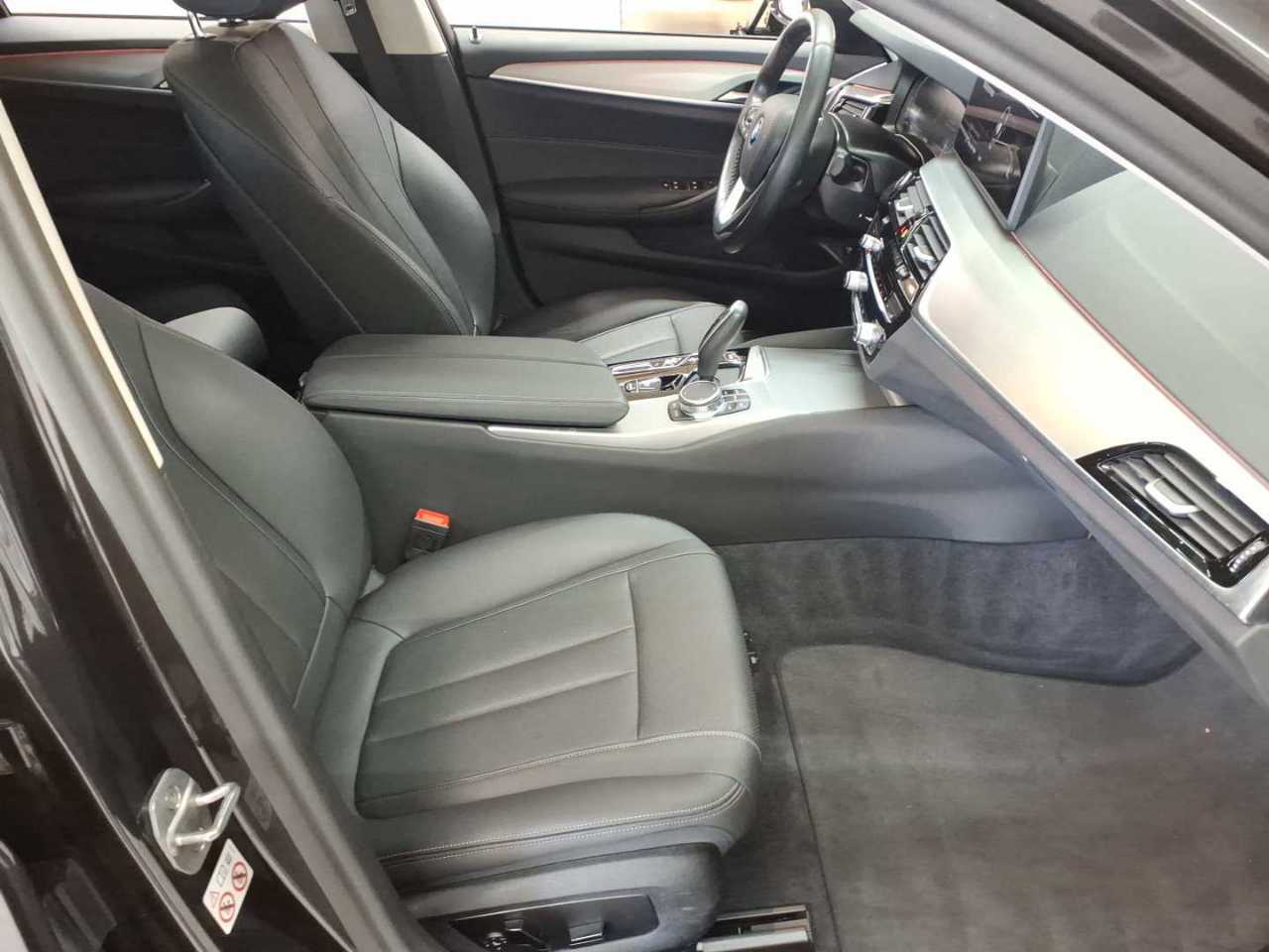 BMW 530e xDrive Touring Aut. 8