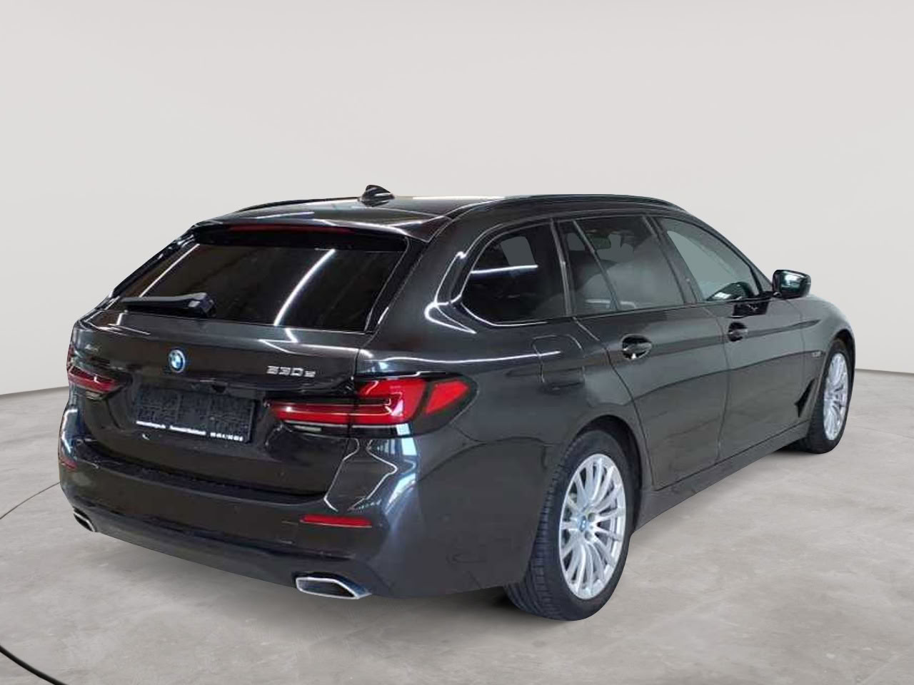 BMW 530e xDrive Touring Aut. 4