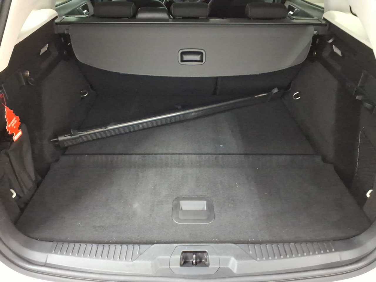 Ford Focus Turnier 1.5 EcoBlue Start-Stopp-System Aut. COOL&CONNECT 16