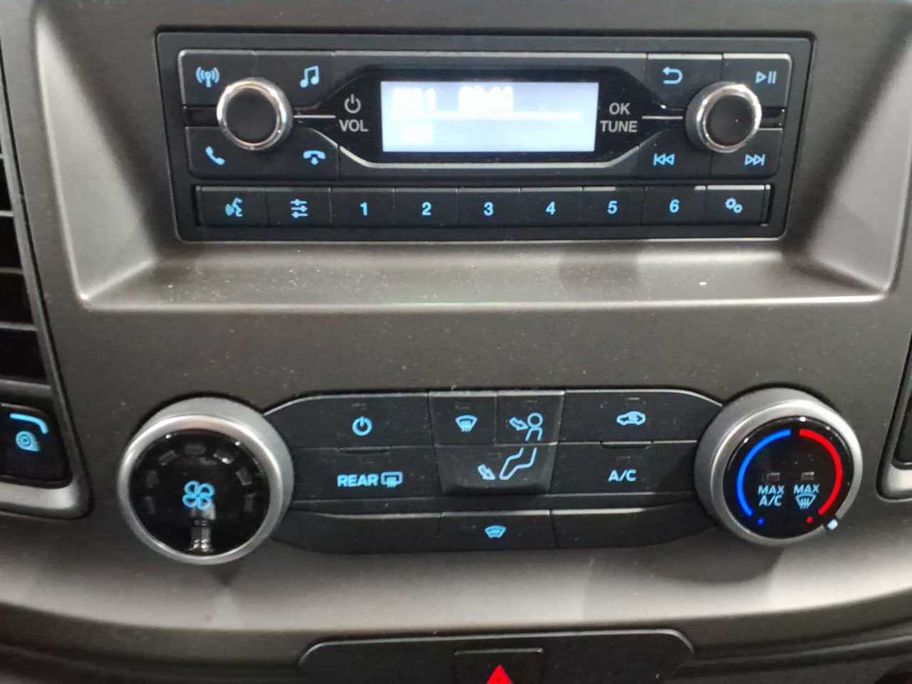 Ford Transit 350 L2H2 VA Trend 12