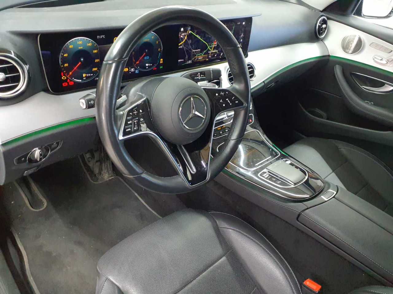 Mercedes-Benz E 300 de 4Matic T 9G-TRONIC Avantgarde 9