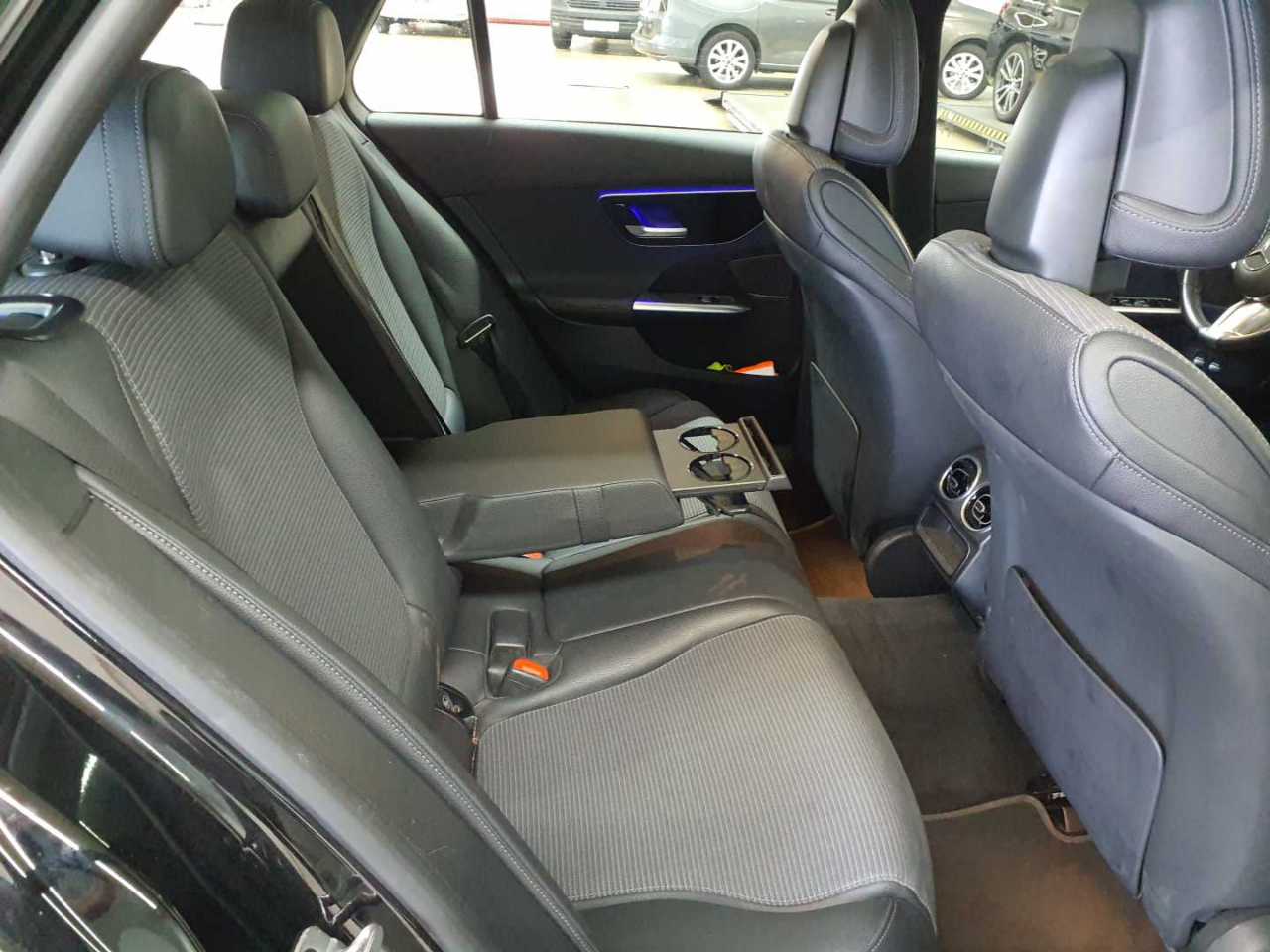 Mercedes-Benz C 300 e T 9G-TRONIC Avantgarde 13