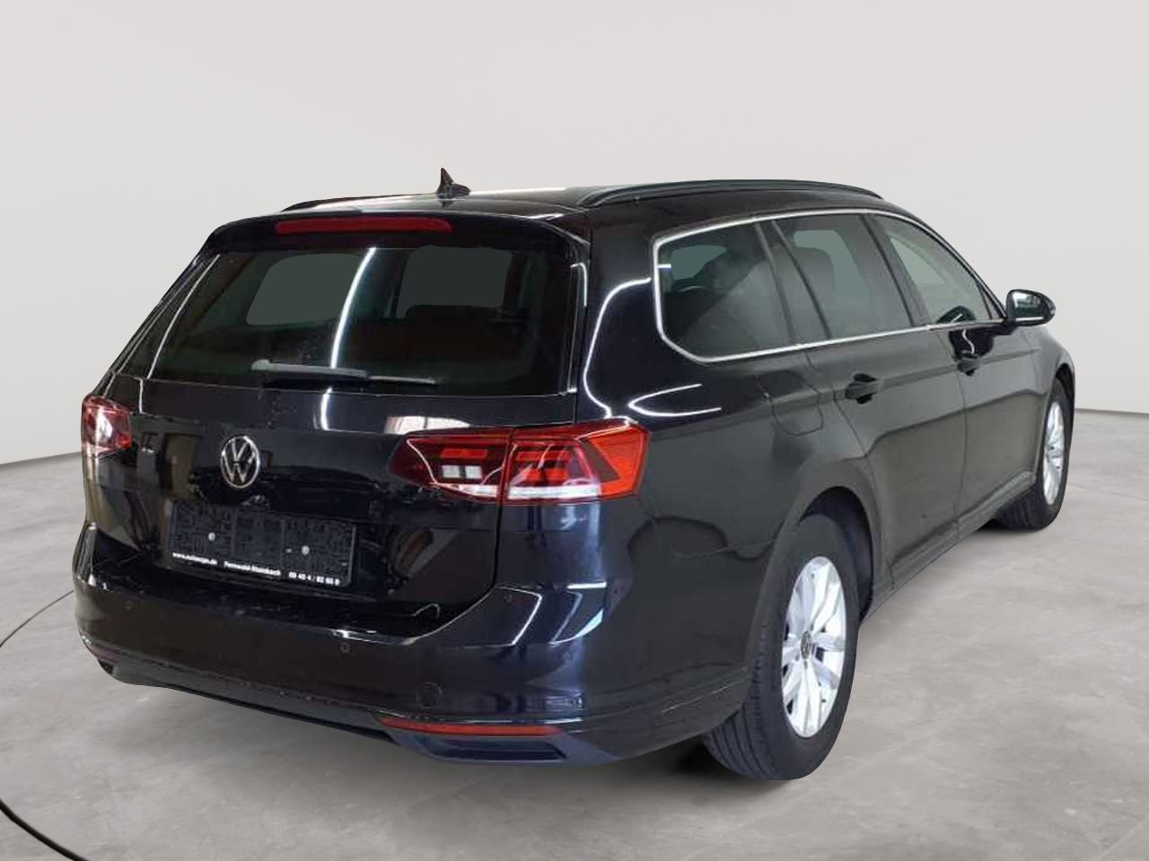 Volkswagen Passat Variant 2.0 TDI SCR DSG Business 4