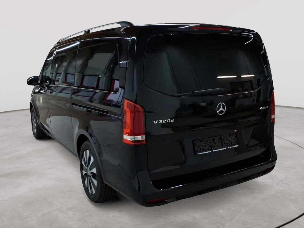Mercedes-Benz V 220 d lang 4Matic 9G-TRONIC Edition 5