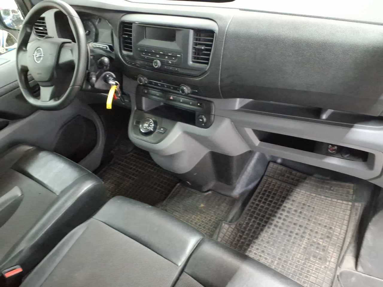 Opel Vivaro 2.0 D Cargo M Autm. Edition 9