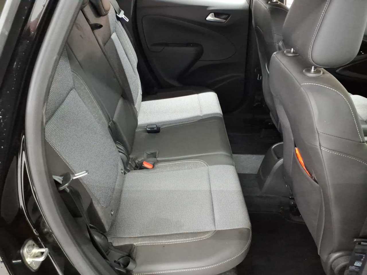 Opel Crossland 1.5 Diesel Elegance 13