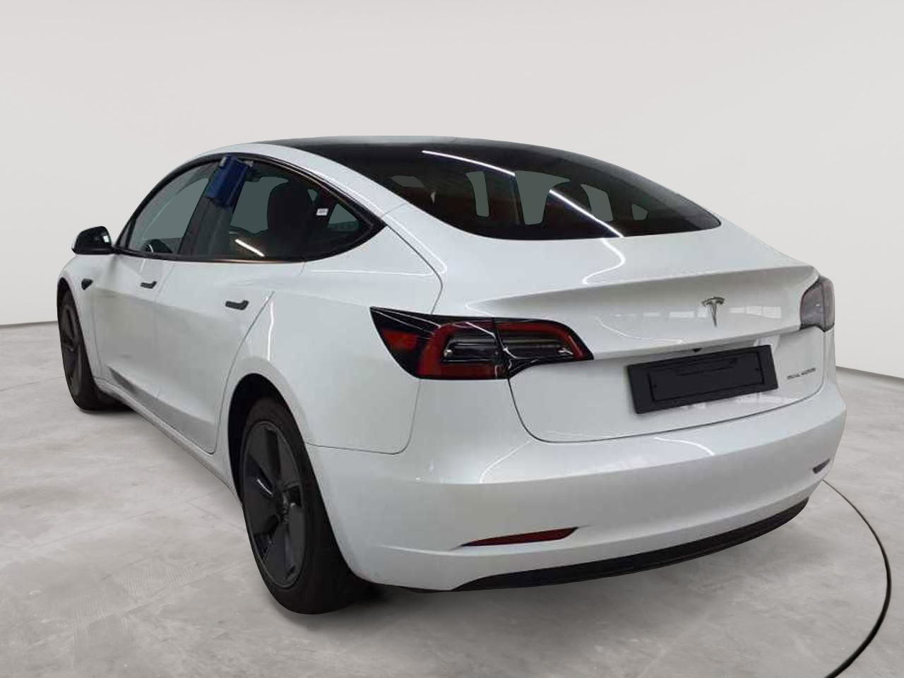 Tesla Model 3 Langstreckenbatt. Allradantrieb Dual Motor 5