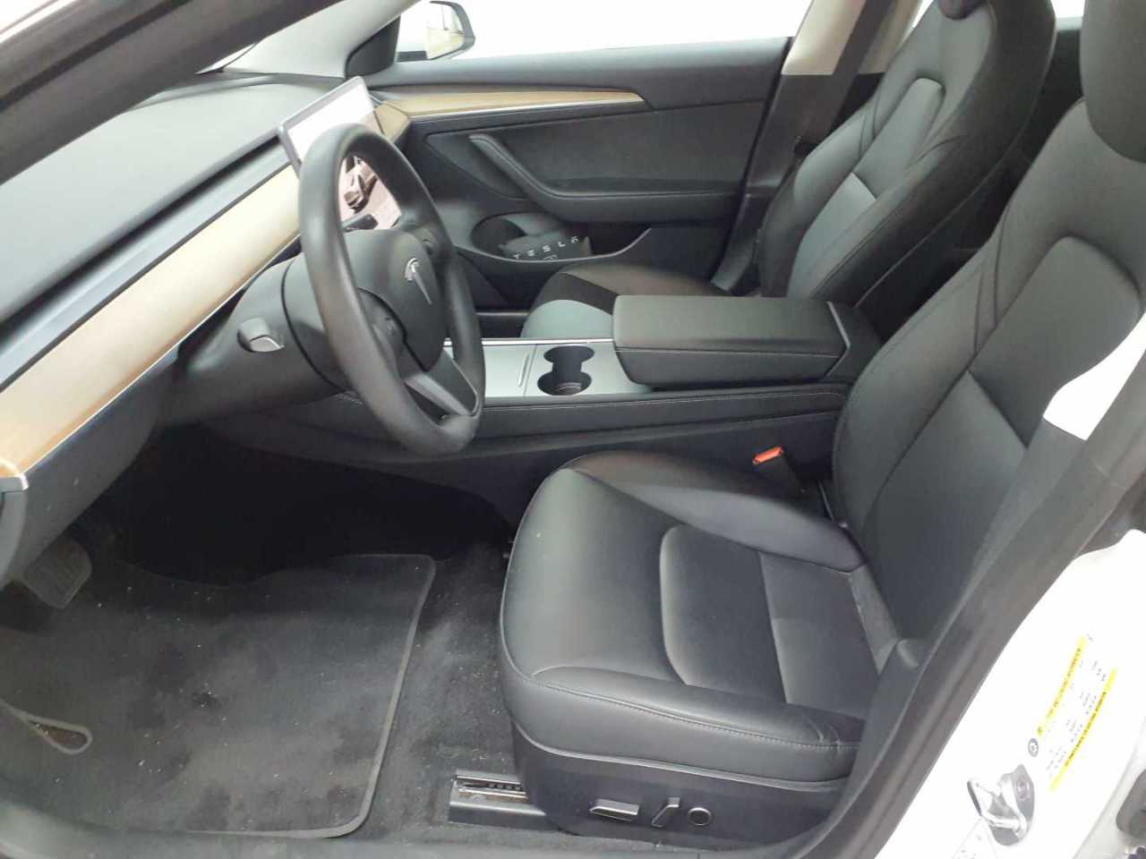 Tesla Model 3 Langstreckenbatt. Allradantrieb Dual Motor 8