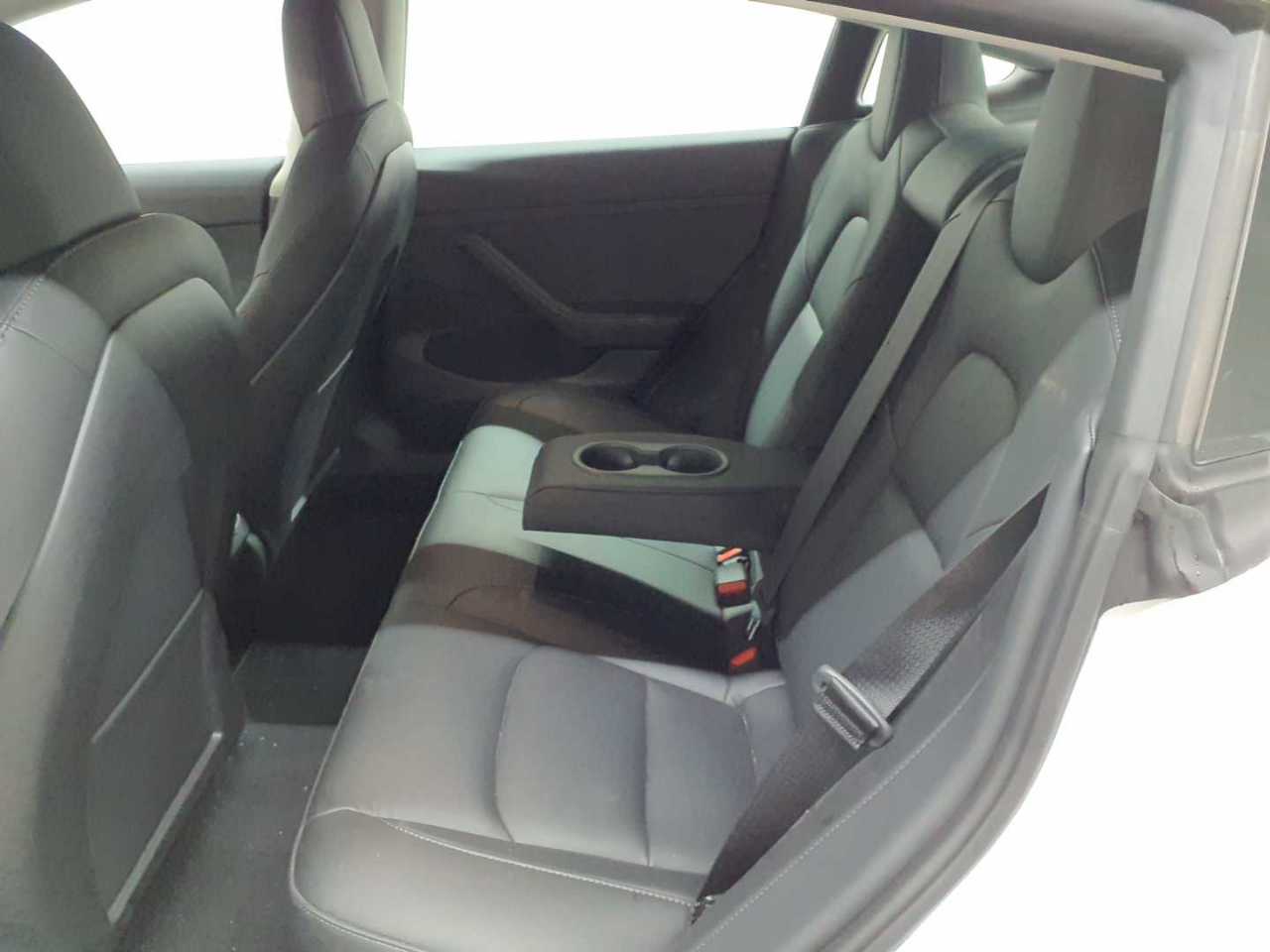 Tesla Model 3 Langstreckenbatt. Allradantrieb Dual Motor 14