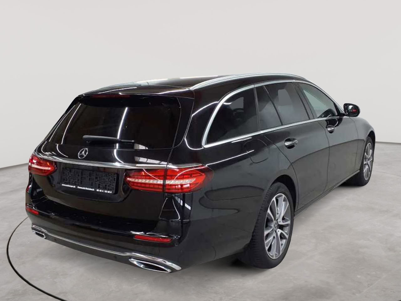 Mercedes-Benz E 300 d 4Matic T 9G-TRONIC Avantgarde 4