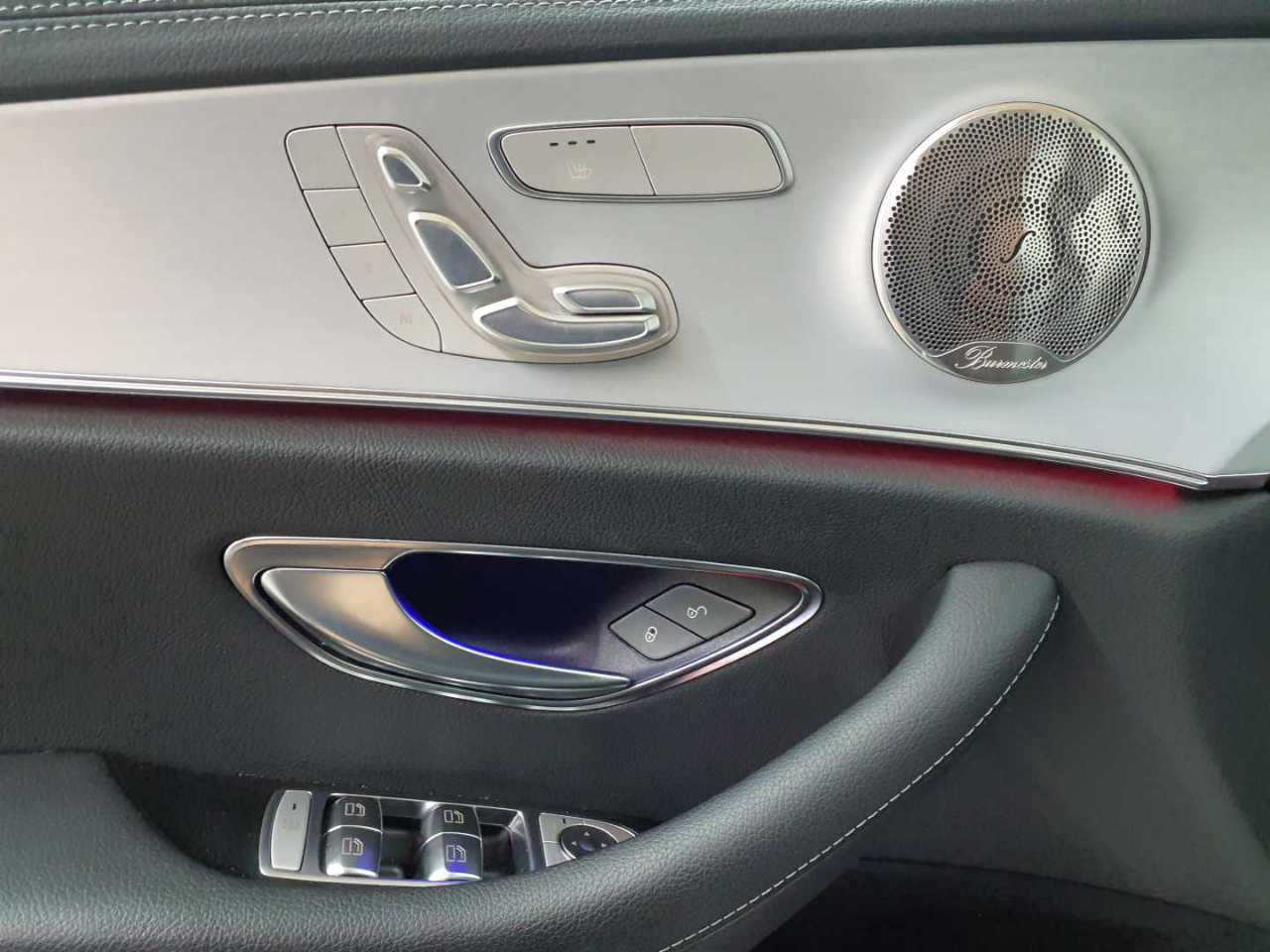 Mercedes-Benz E 300 d 4Matic T 9G-TRONIC Avantgarde 18