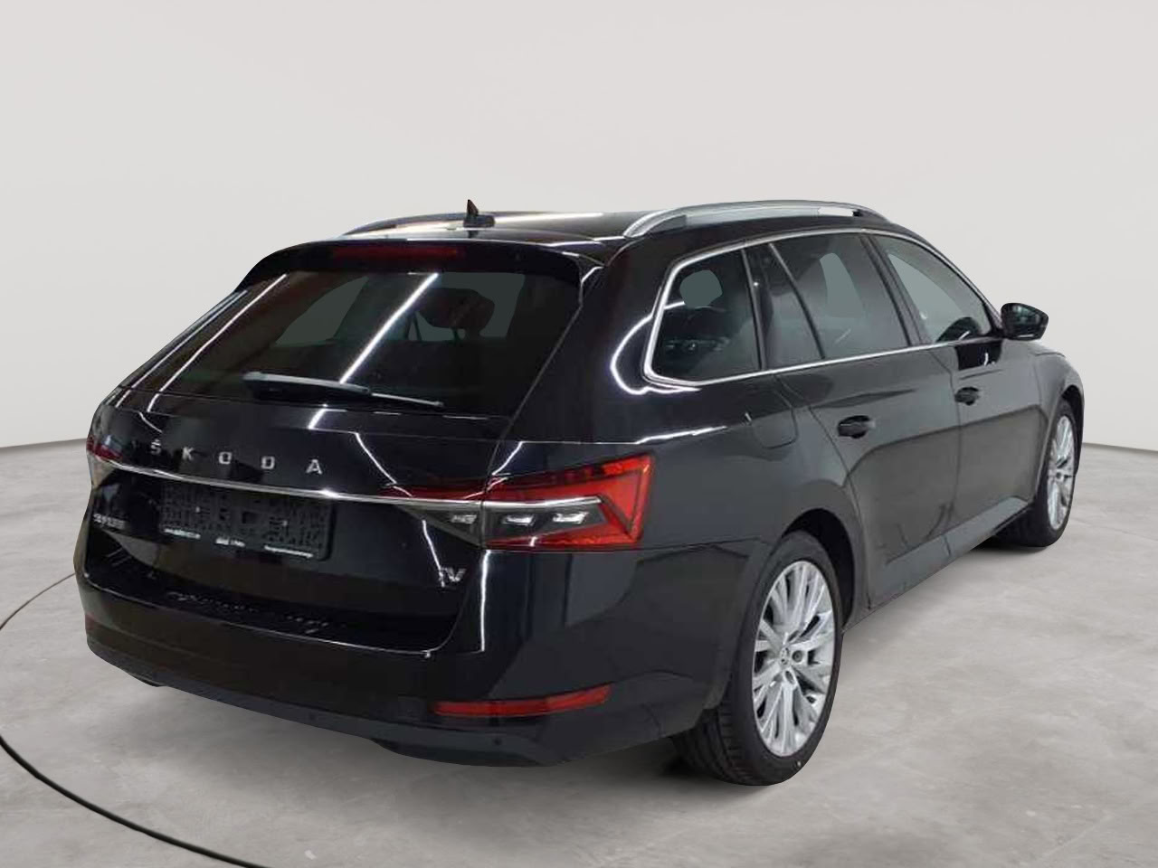 Skoda Superb Combi 1.4 TSI iV DSG Style 4