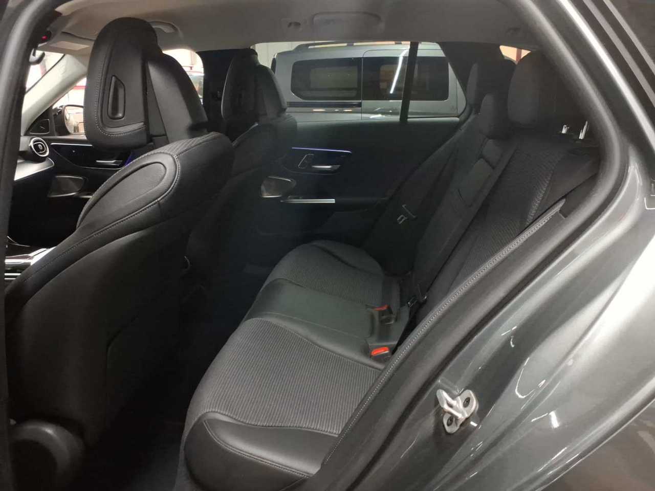 Mercedes-Benz C 220 d T 9G-TRONIC Avantgarde 13