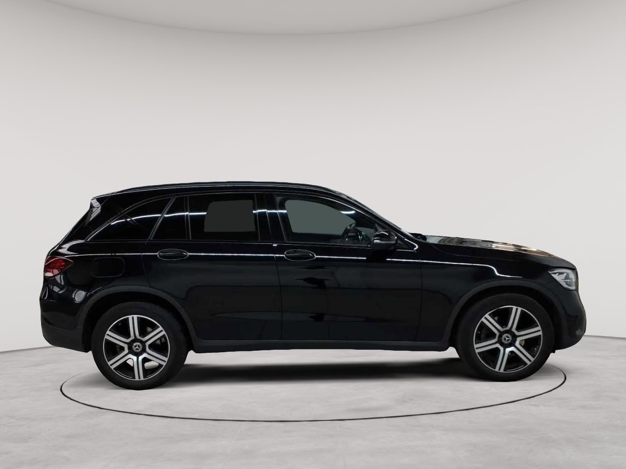 Mercedes-Benz GLC 200 d 4Matic 9G-TRONIC Exclusive 3