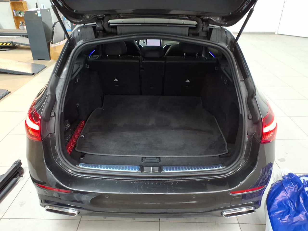 Mercedes-Benz C 300 d T 9G-TRONIC AMG Line 15